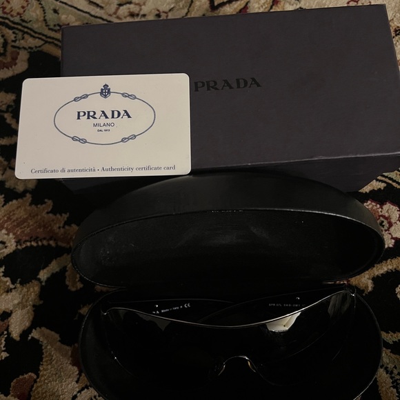 Original PRADA ( UNISEX) Sunglasses - Picture 5 of 8